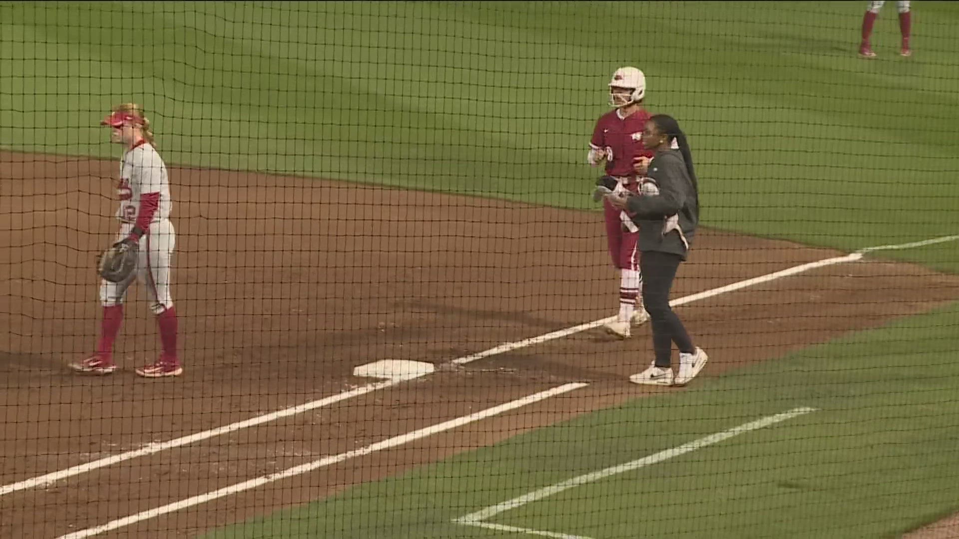 Arkansas softball fell to Alabama Saturday night